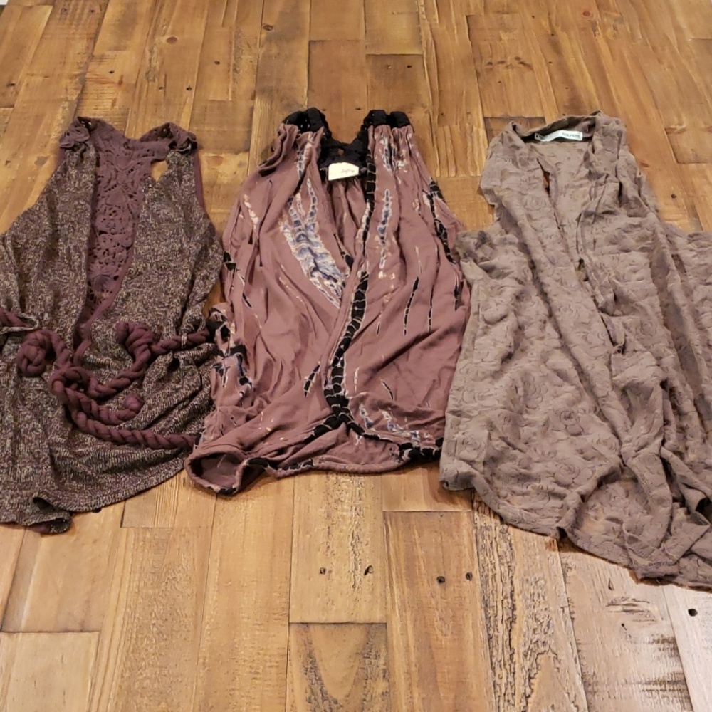 BUNDLE!! 3 light vests!